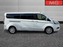 Ford Tourneo Custom 320 Titanium EcoBlue L2 9 Seater 