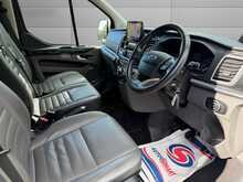 Ford Tourneo Custom 320 Titanium EcoBlue L2 9 Seater 