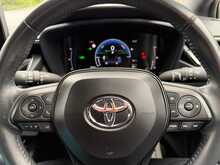 Toyota Corolla VVT-h 