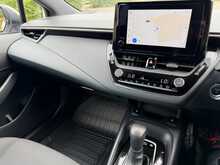 Toyota Corolla VVT-h 