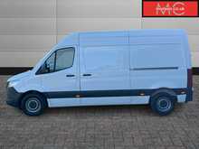 Mercedes-Benz Sprinter 315 CDI Premium FWD L2H3 