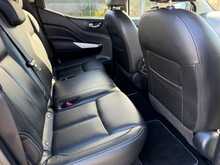 Nissan Navara Tekna dCi DC 