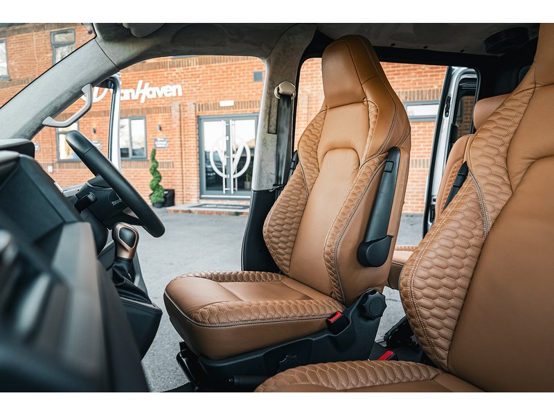 Volkswagen T30 Panel Van Highline LWB 204PS 2.0 TDI DSG