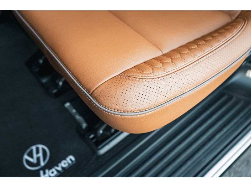 Volkswagen T30 Panel Van Highline LWB 204PS 2.0 TDI DSG