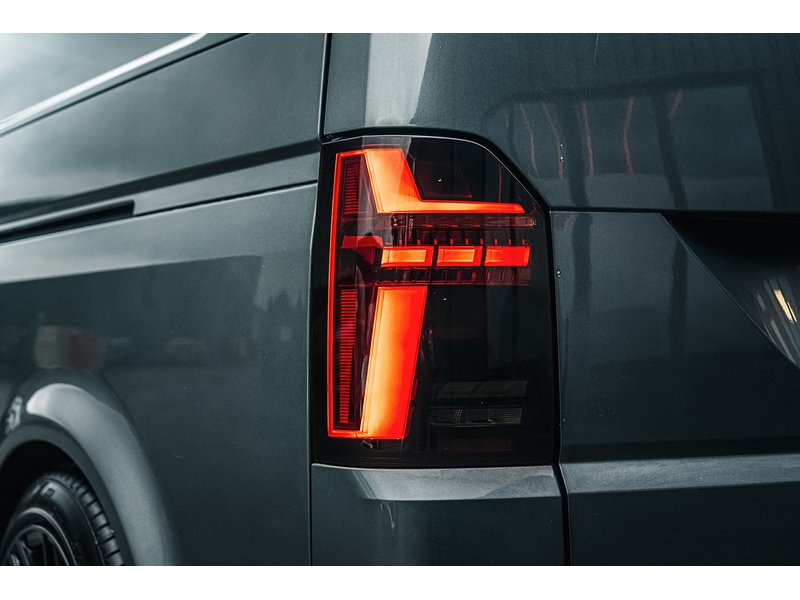 Volkswagen T30 Panel Van Highline LWB 204PS 2.0 TDI DSG