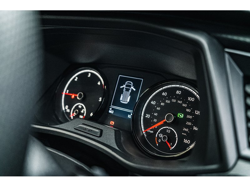 Volkswagen T30 Panel Van Highline LWB 204PS 2.0 TDI DSG