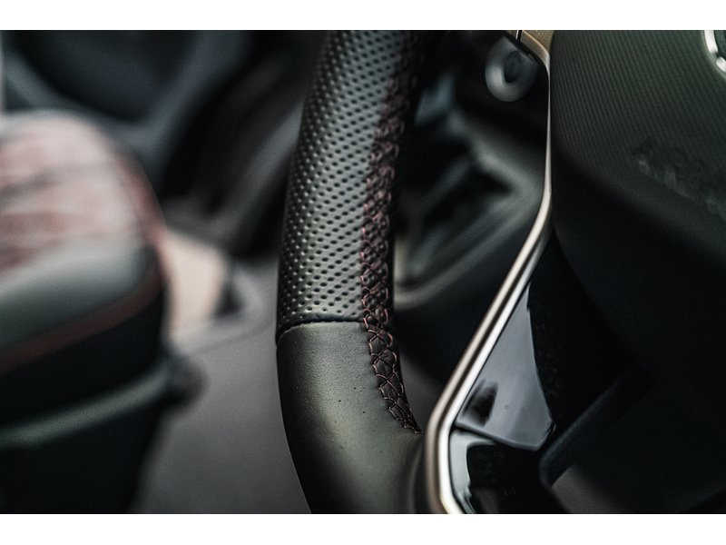 Volkswagen T30 Panel Van Highline LWB 204PS 2.0 TDI DSG