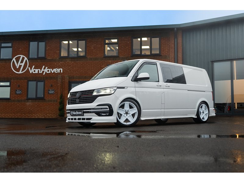Volkswagen T30 Panel Van Highline LWB 204PS 2.0 TDI DSG