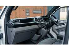 Volkswagen T30 Panel Van Highline LWB 204PS 2.0 TDI DSG