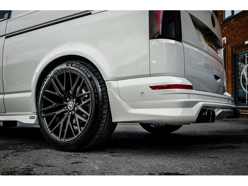 Volkswagen T30 Panel Van Highline LWB 204PS 2.0 TDI DSG