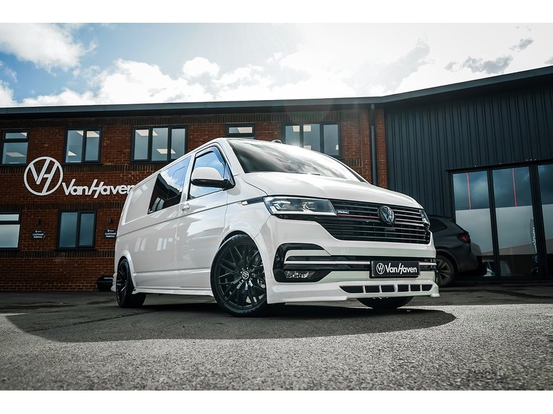 Volkswagen T30 Panel Van Highline LWB 204PS 2.0 TDI DSG