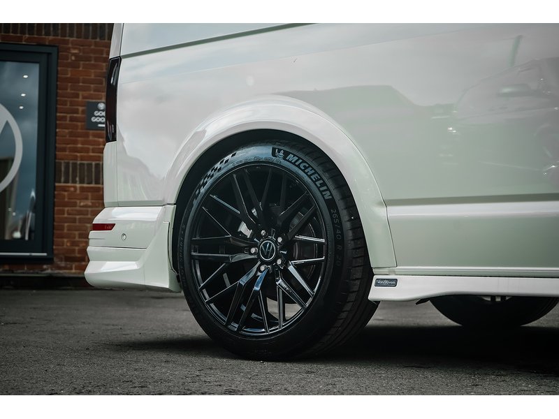 Volkswagen T30 Panel Van Highline LWB 204PS 2.0 TDI DSG