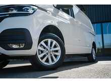 Volkswagen T30 Panel Van Highline SWB 150 PS TDI DSG