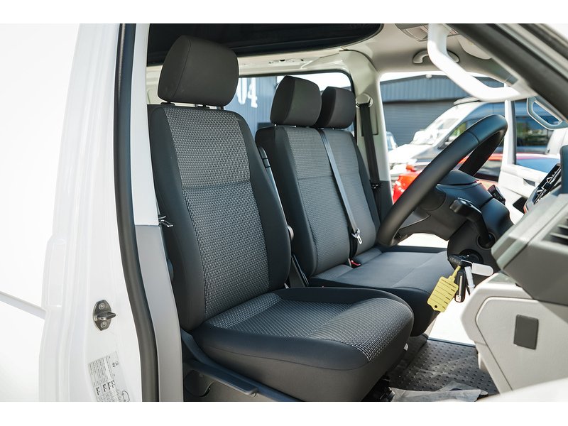 Volkswagen T30 Panel Van Highline SWB 150 PS TDI DSG