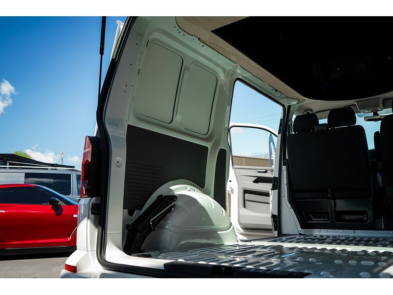 Volkswagen T30 Panel Van Highline SWB 150 PS TDI DSG