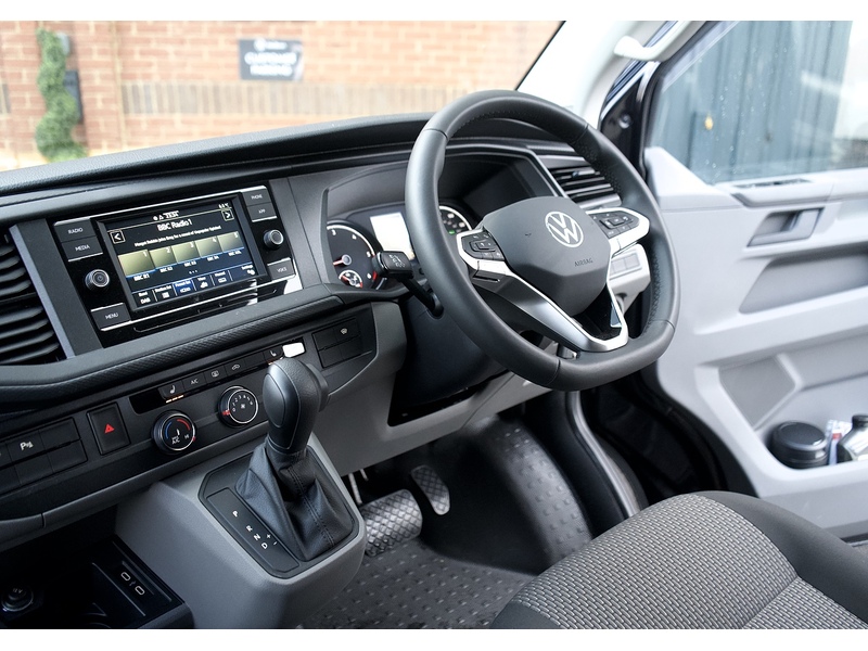 Volkswagen T32 Panel Van Highline SWB 150 PS TDI DSG