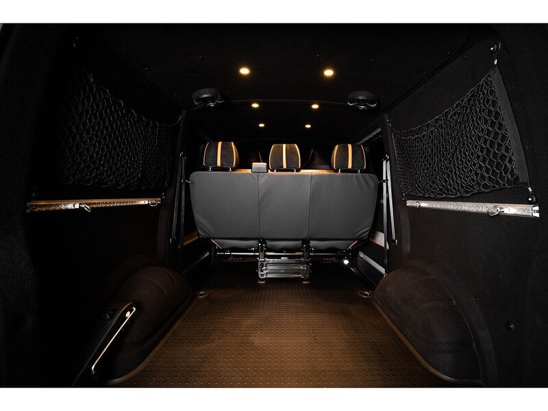 Volkswagen VOLKSWAGEN TRANSPORTER VW T6.1 T32 KOMBI 204 SWB DSG HIGHLINE