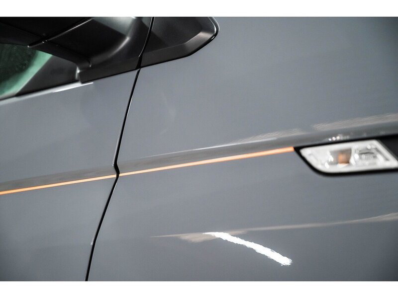 Volkswagen VOLKSWAGEN TRANSPORTER VW T6.1 T32 KOMBI 204 SWB DSG HIGHLINE