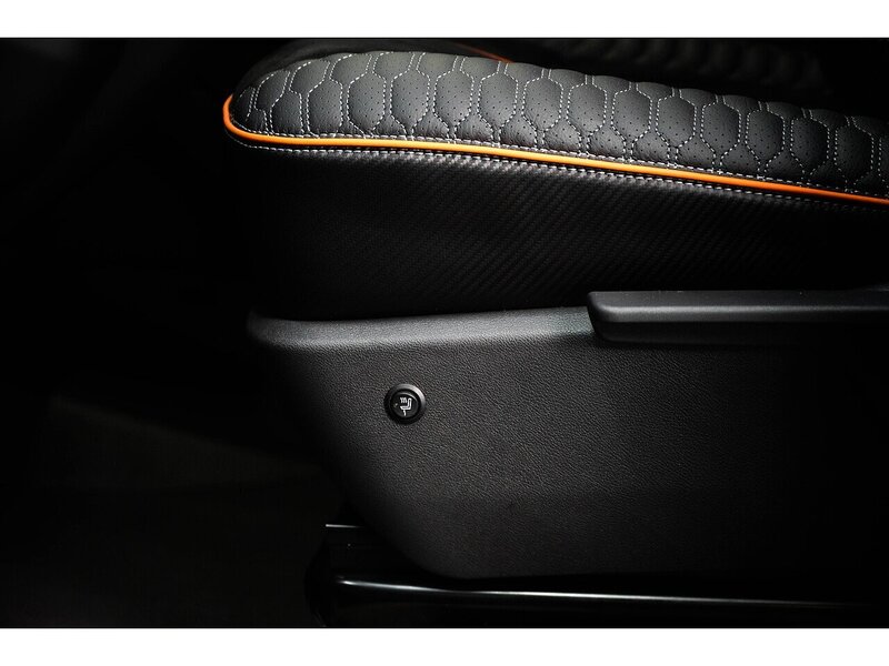 Volkswagen VOLKSWAGEN TRANSPORTER VW T6.1 T32 KOMBI 204 SWB DSG HIGHLINE