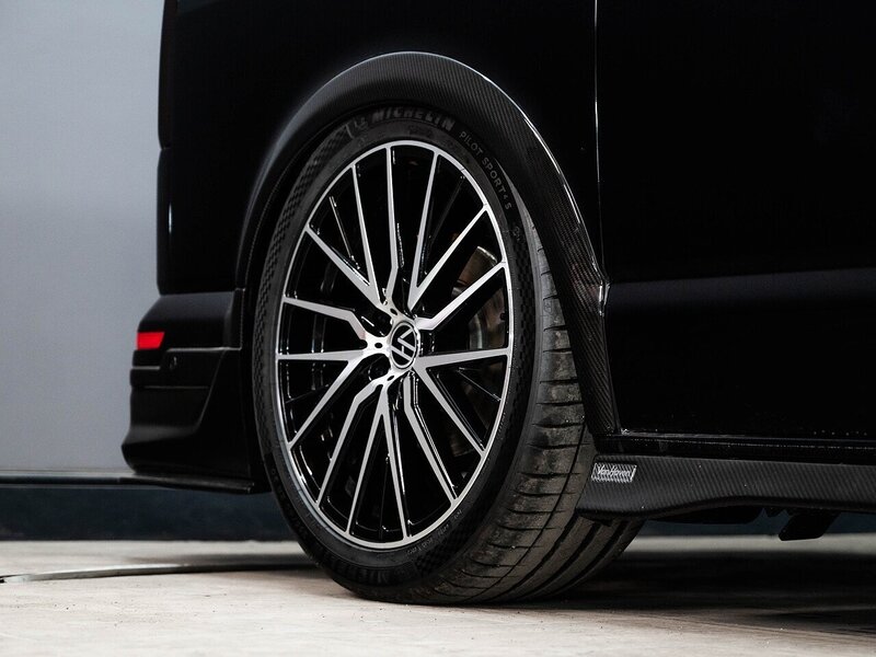 Volkswagen VOLKSWAGEN TRANSPORTER  VW T6.1 T32 KOMBI 204 LWB DSG HIGHLINE