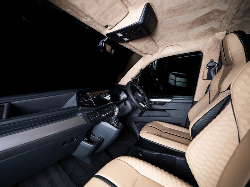 Volkswagen VOLKSWAGEN TRANSPORTER  VW T6.1 T32 KOMBI 204 LWB DSG HIGHLINE