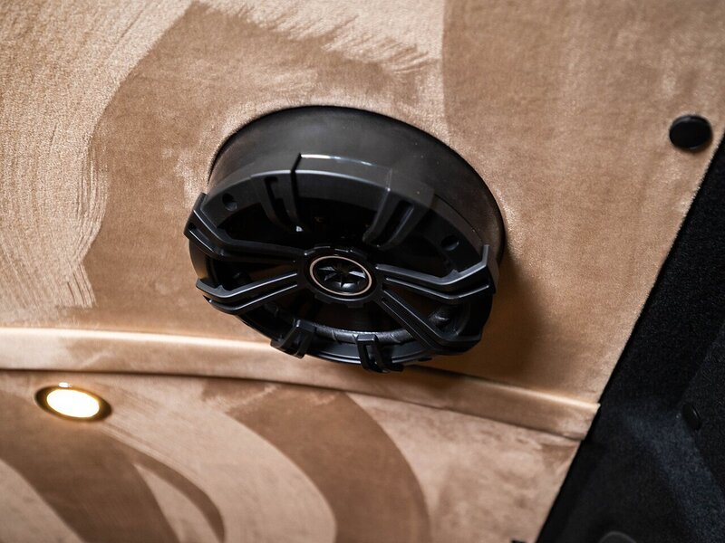 Volkswagen VOLKSWAGEN TRANSPORTER  VW T6.1 T32 KOMBI 204 LWB DSG HIGHLINE