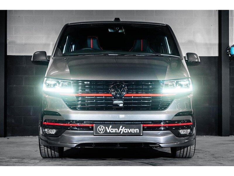Volkswagen VOLKSWAGEN TRANSPORTER VW T6.1 T32 KOMBI 150 LWB DSG HIGHLINE