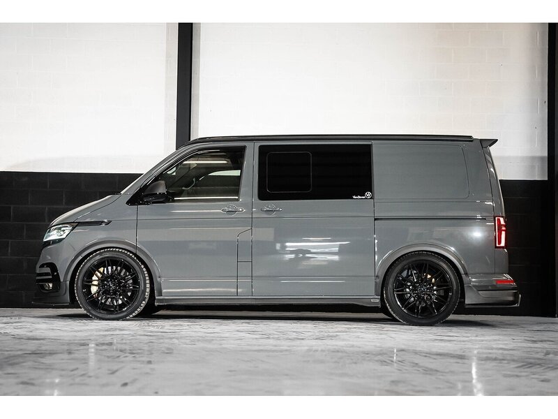 Volkswagen VOLKSWAGEN TRANSPORTER VW T6.1 T32 KOMBI 204 SWB DSG HIGHLINE