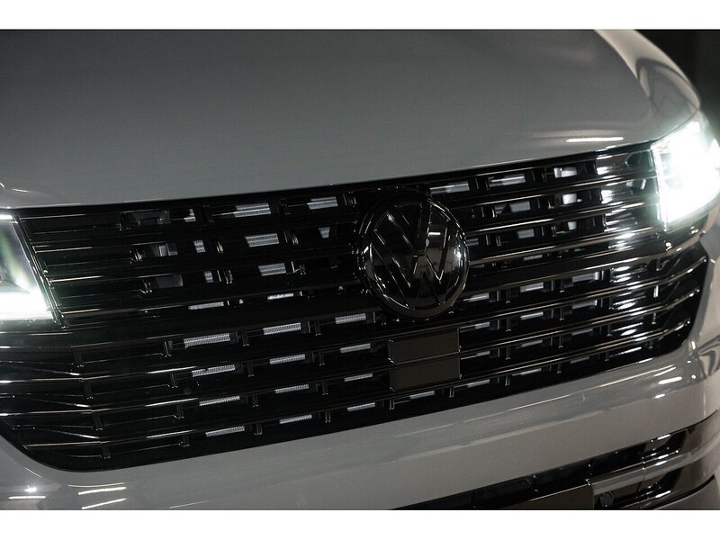 Volkswagen VOLKSWAGEN TRANSPORTER VW T6.1 T32 KOMBI 204 SWB DSG HIGHLINE