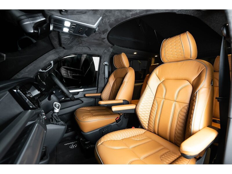 Volkswagen VOLKSWAGEN TRANSPORTER VW T6.1 T32 KOMBI 204 SWB DSG HIGHLINE