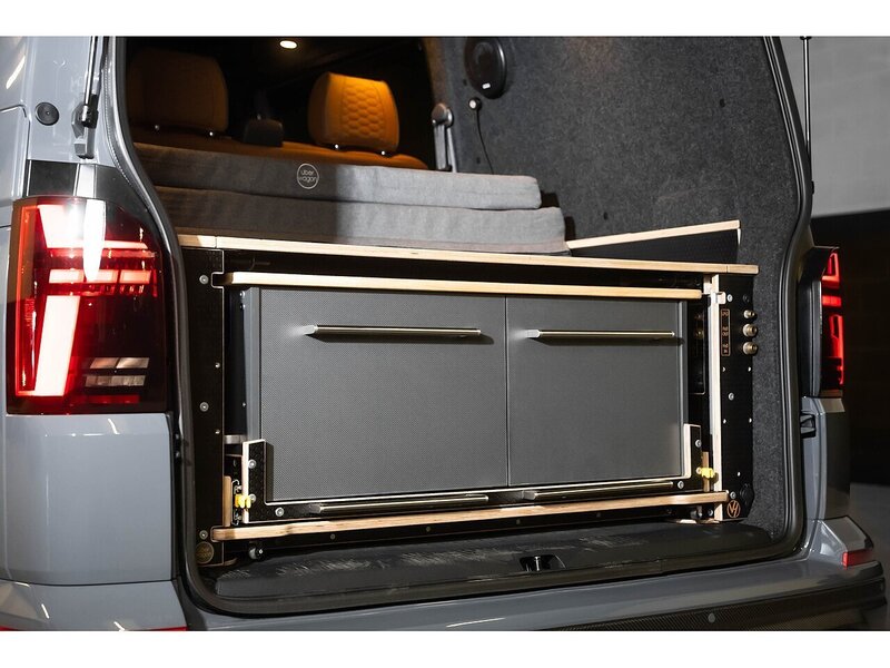 Volkswagen VOLKSWAGEN TRANSPORTER VW T6.1 T32 KOMBI 204 SWB DSG HIGHLINE