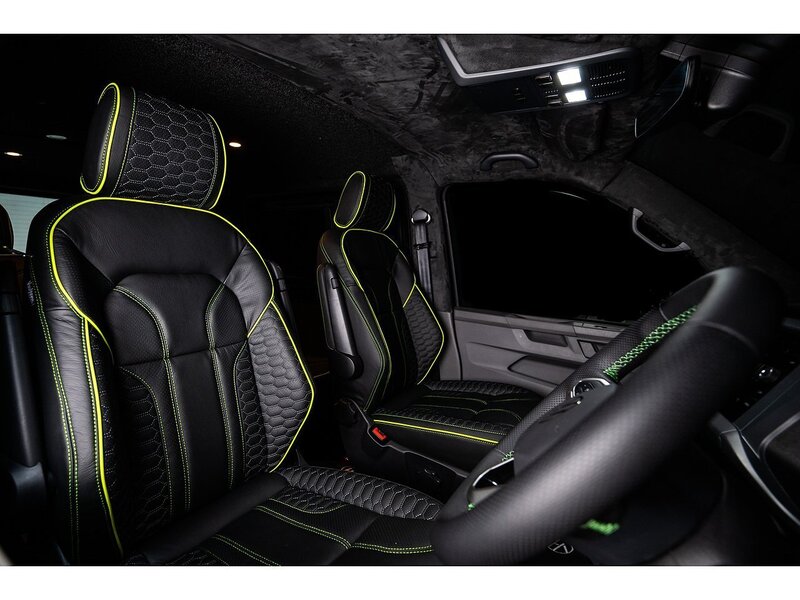 Volkswagen VOLKSWAGEN TRANSPORTER T6.1 T32 KOMBI 150ps SWB DSG HIGHLINE