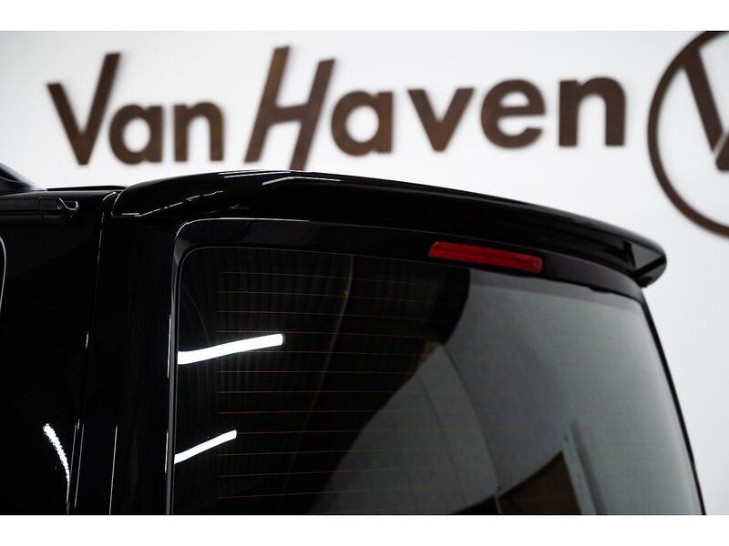 Volkswagen VOLKSWAGEN TRANSPORTER T6.1 T32 KOMBI 150ps SWB DSG HIGHLINE