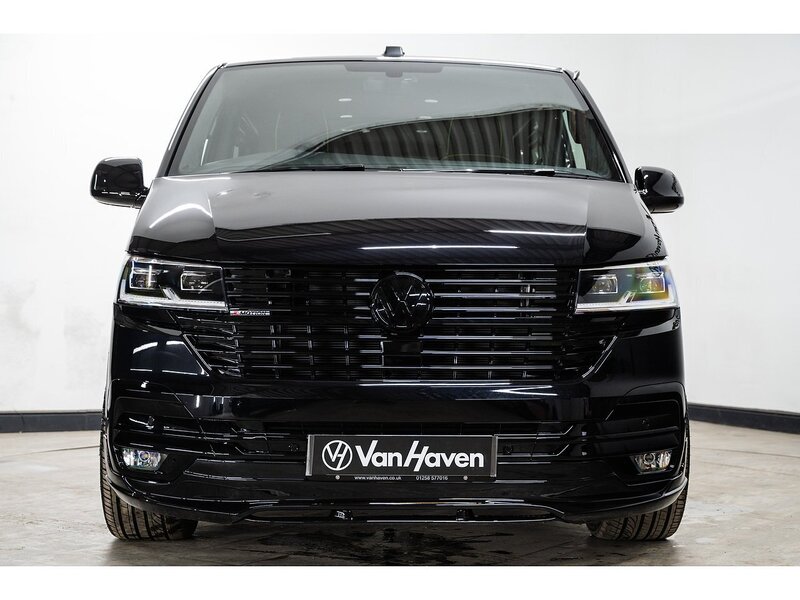 Volkswagen VOLKSWAGEN TRANSPORTER T6.1 T32 KOMBI 150ps SWB DSG HIGHLINE