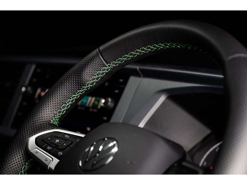 Volkswagen VOLKSWAGEN TRANSPORTER T6.1 T32 KOMBI 150ps SWB DSG HIGHLINE