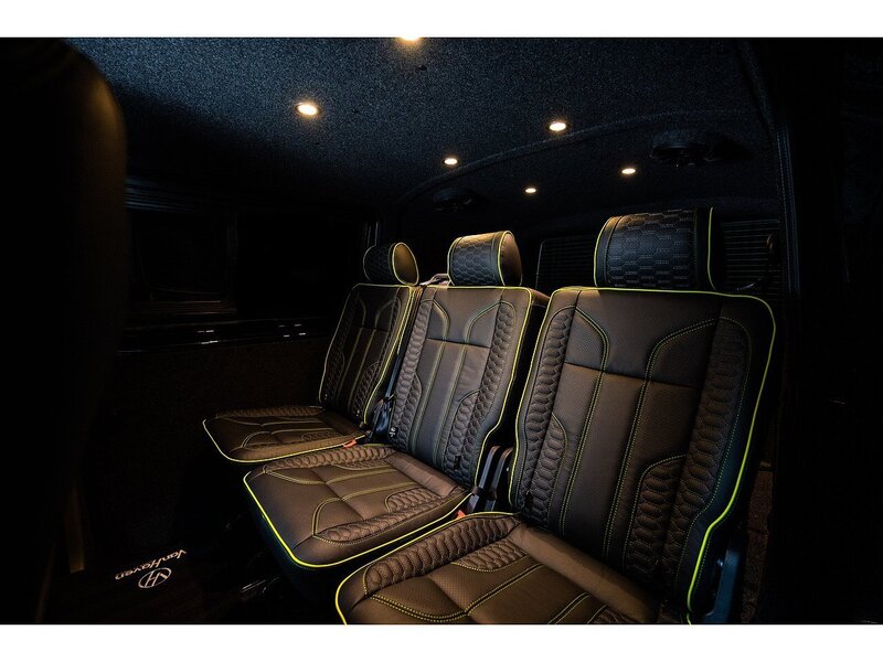 Volkswagen VOLKSWAGEN TRANSPORTER T6.1 T32 KOMBI 150ps SWB DSG HIGHLINE