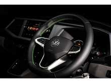 Volkswagen VOLKSWAGEN TRANSPORTER T6.1 T32 KOMBI 150ps SWB DSG HIGHLINE