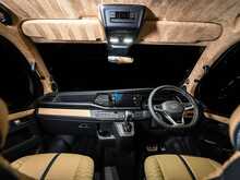 Volkswagen VOLKSWAGEN TRANSPORTER VW T6.1 T32 4MOTION KOMBI 204 LWB DSG HIGHLINE