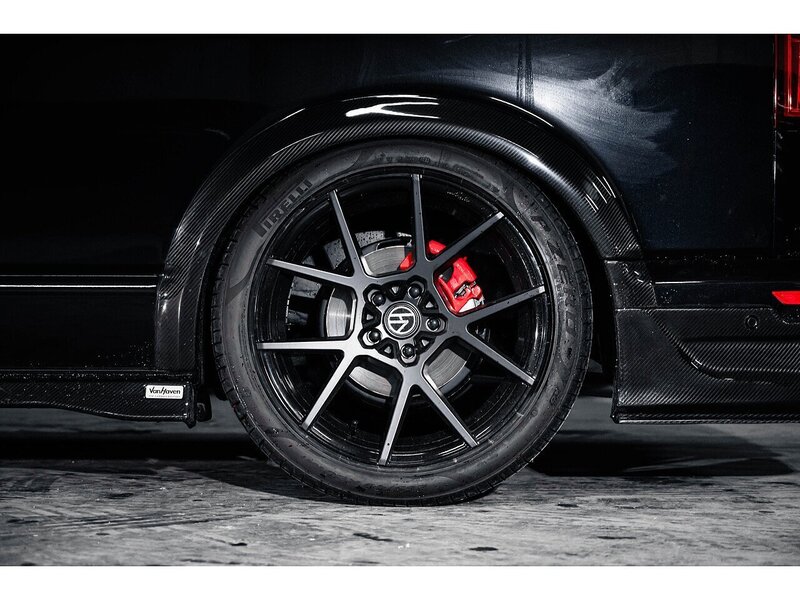 Volkswagen VOLKSWAGEN TRANSPORTER VW T6.1 T32 KOMBI 150 LWB DSG HIGHLINE