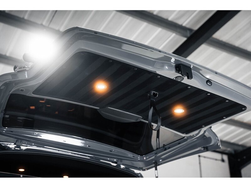 Volkswagen VOLKSWAGEN TRANSPORTER VW T6.1 T32 KOMBI 204 LWB DSG HIGHLINE