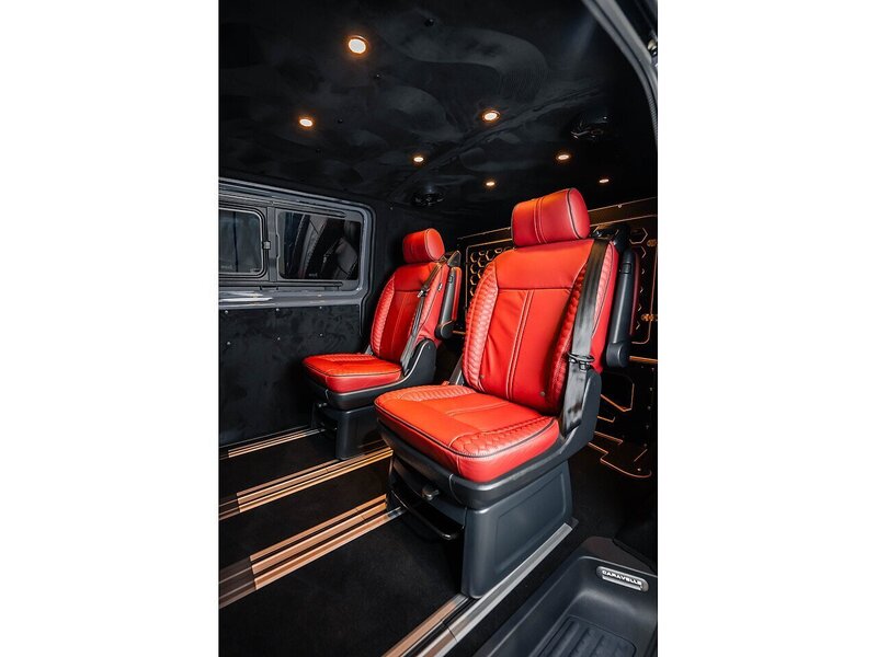 Volkswagen VOLKSWAGEN TRANSPORTER VW T6.1 T32 KOMBI 204 LWB DSG HIGHLINE