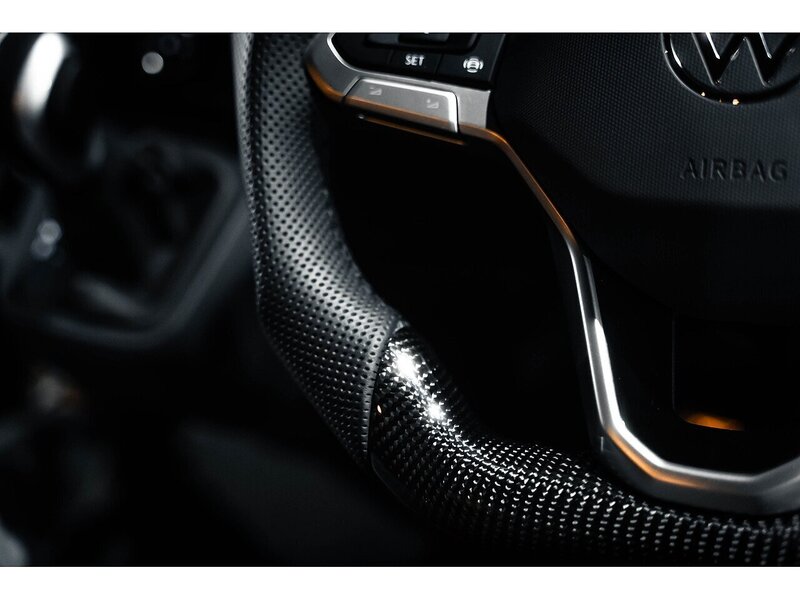 Volkswagen VOLKSWAGEN TRANSPORTER VW T6.1 T32 KOMBI 204 LWB DSG HIGHLINE