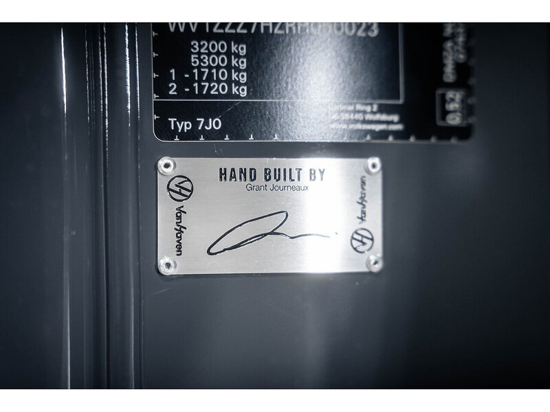 Volkswagen VOLKSWAGEN TRANSPORTER VW T6.1 T32 KOMBI 204 LWB DSG HIGHLINE