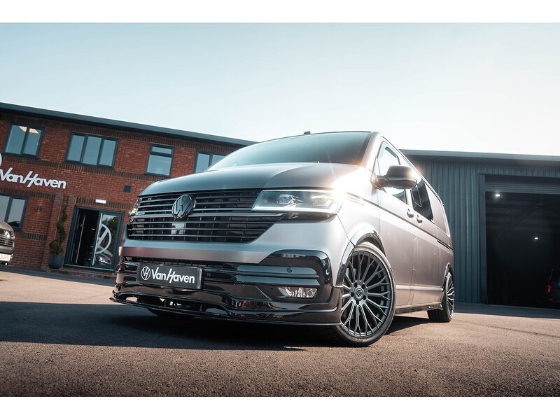 Volkswagen VOLKSWAGEN TRANSPORTER VW T6.1 T32 KOMBI 204 LWB DSG HIGHLINE