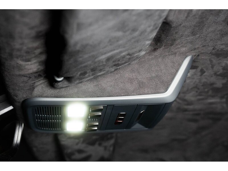 Volkswagen VOLKSWAGEN TRANSPORTER VW T6.1 T32 KOMBI 150 LWB DSG HIGHLINE