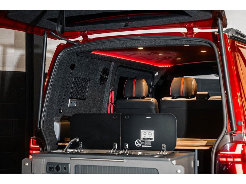 Volkswagen VOLKSWAGEN TRANSPORTER VW T6.1 T32 KOMBI 150 LWB DSG HIGHLINE