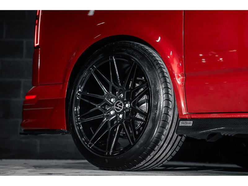 Volkswagen VOLKSWAGEN TRANSPORTER VW T6.1 T32 KOMBI 150 LWB DSG HIGHLINE