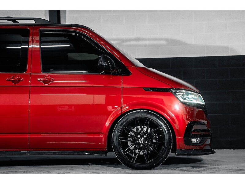 Volkswagen VOLKSWAGEN TRANSPORTER VW T6.1 T32 KOMBI 150 LWB DSG HIGHLINE