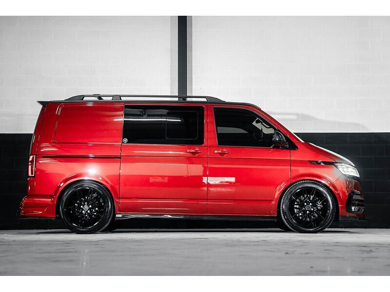 Volkswagen VOLKSWAGEN TRANSPORTER VW T6.1 T32 KOMBI 150 LWB DSG HIGHLINE