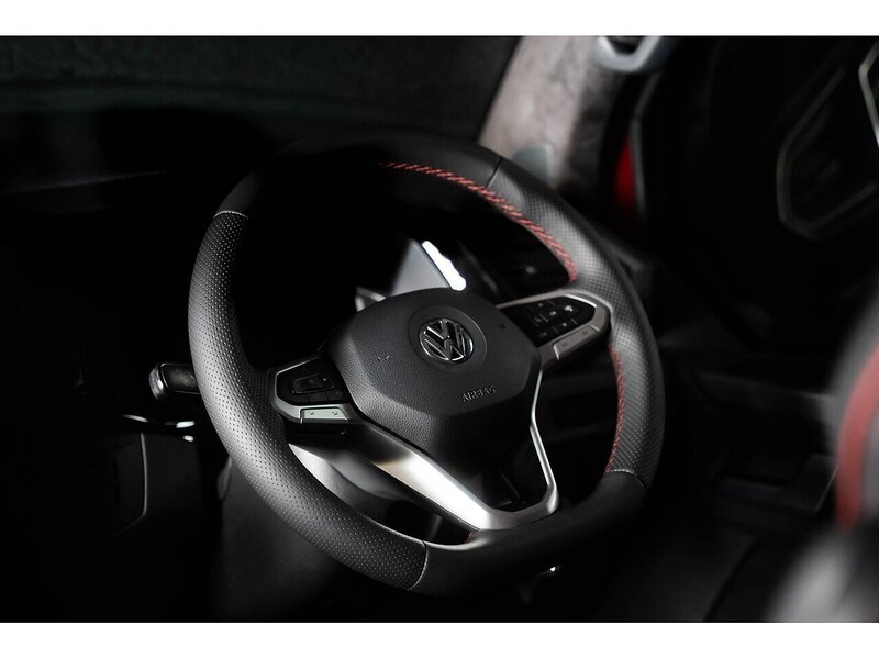 Volkswagen VOLKSWAGEN TRANSPORTER VW T6.1 T32 KOMBI 150 LWB DSG HIGHLINE